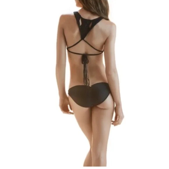 ViX Paula Hermanny MACRAMÉ FRINGE TIES BIKINI Set in Black small - Picture 2 of 16